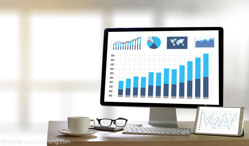 商務信息技術人士工作硬數據分析